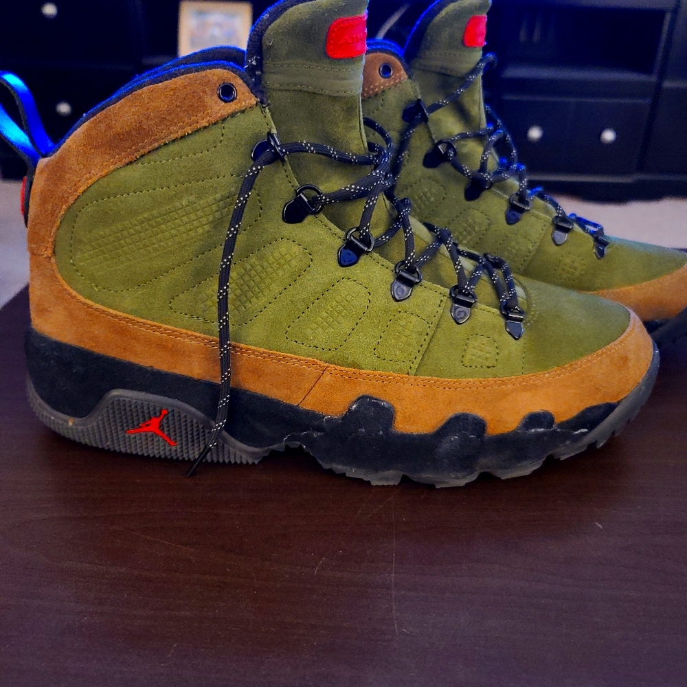 Beef and broccoli Jordan boots
